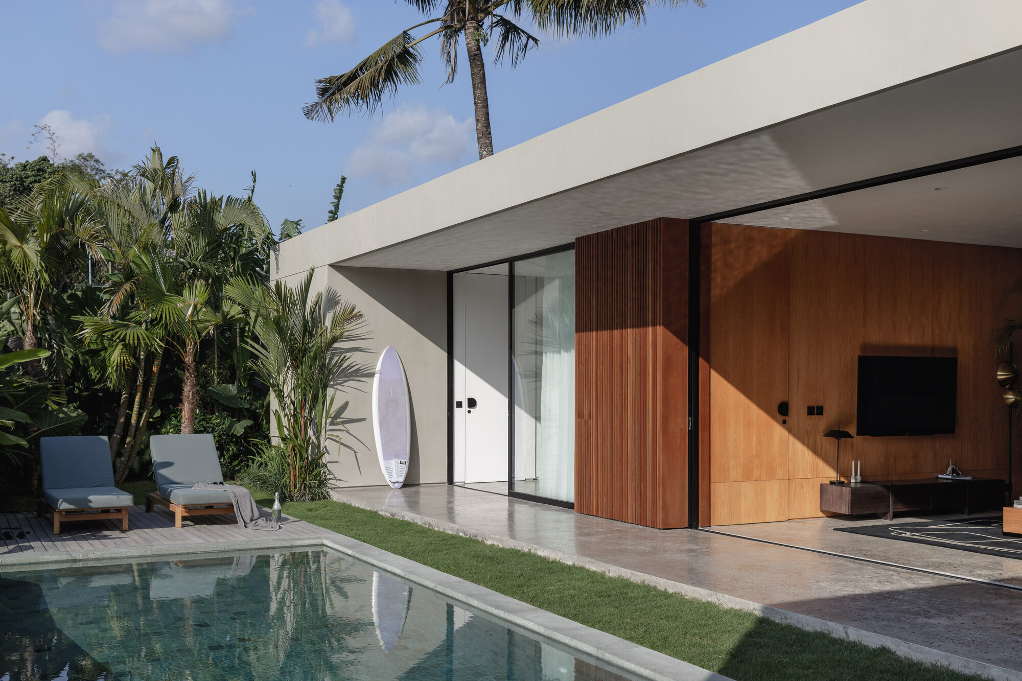 Nova Palms by OXO, photo 1 of 15